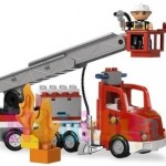 LEGO Camion pompieri din seria LEGO DUPLO
